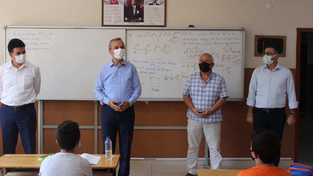 İlçe Milli Eğitim Müdürümüz Sayın İsmail BAŞ DYK Yaz Kursu Yapılan Okulları Ziyaret Etti.